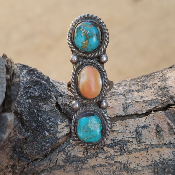 Native American Jewelry - Native American Turquoise Spiny Oyster Sterling Silver Ring Sz 7